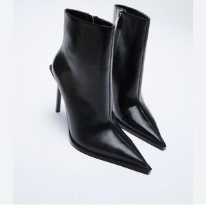 New Zara black booties size 11